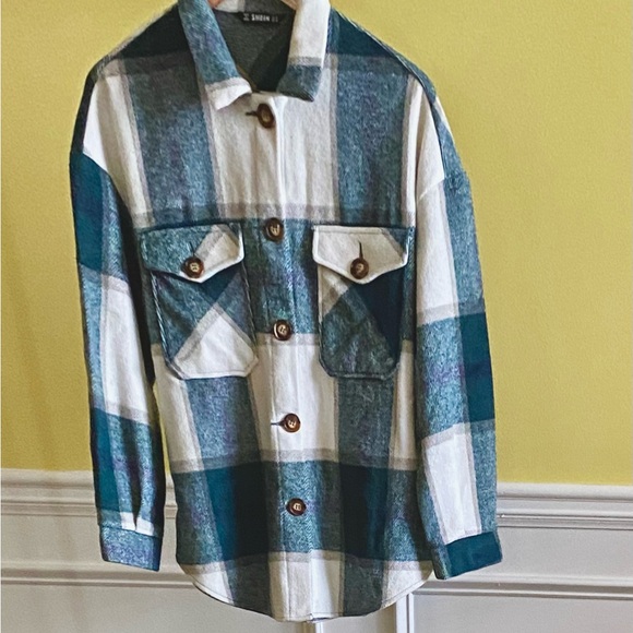 Plaid Button-Up Jacket - Picture 2 of 4